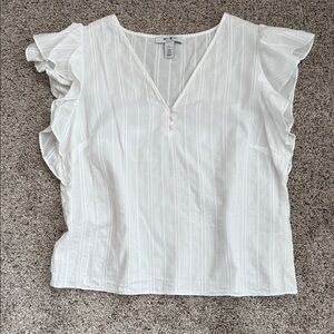 White House Black Market White Ruffle Sleeve Blouse